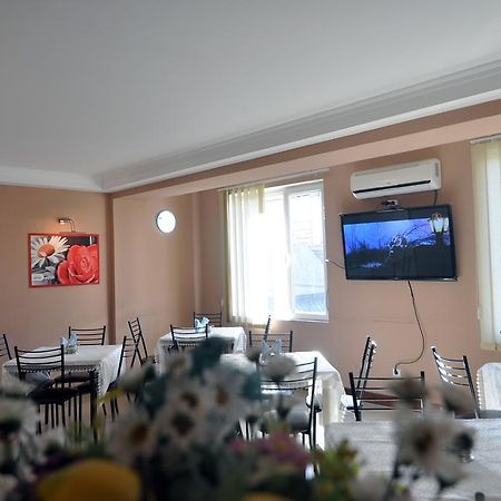 Sun Rise Hotel Tbilisi ภายนอก รูปภาพ