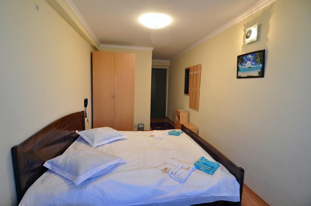Sun Rise Hotel Tbilisi ภายนอก รูปภาพ