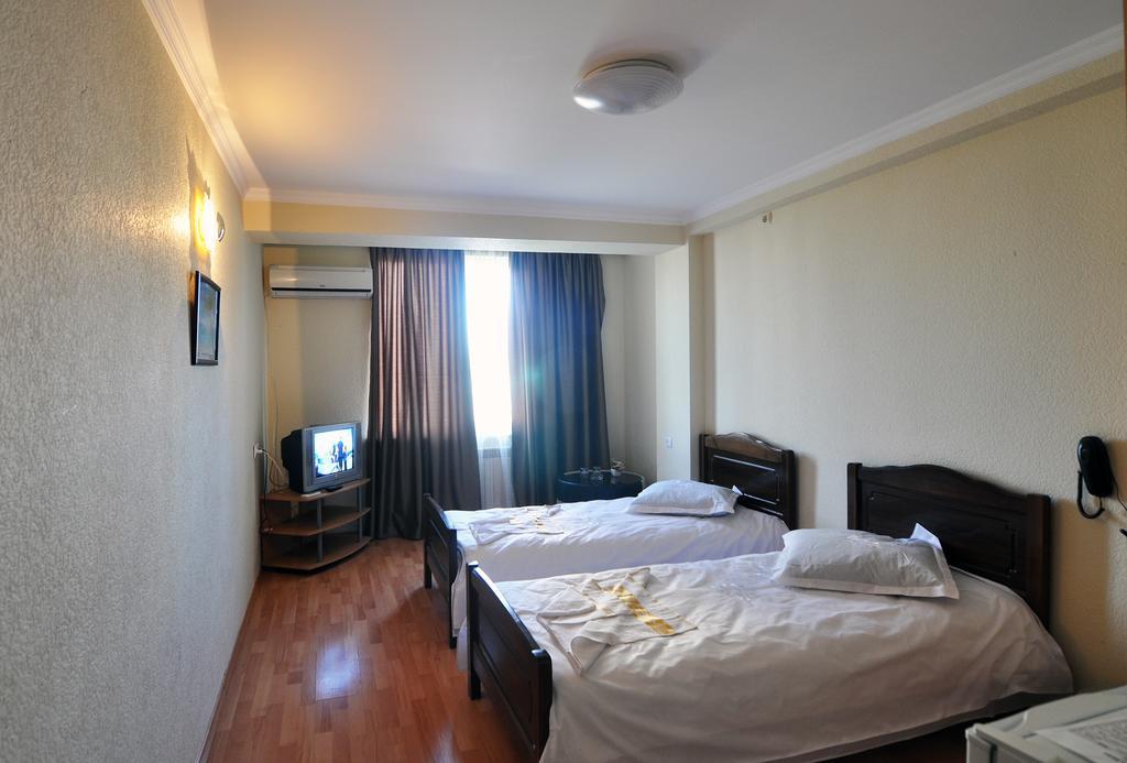 Sun Rise Hotel Tbilisi ห้อง รูปภาพ